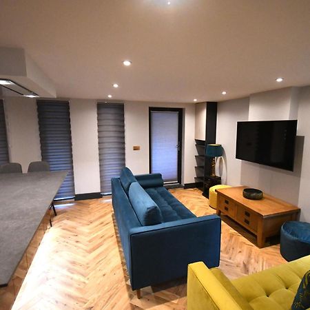 Luxury Non Smoking 2 Bedroom Retreat In Norfolk Аттлборо Экстерьер фото