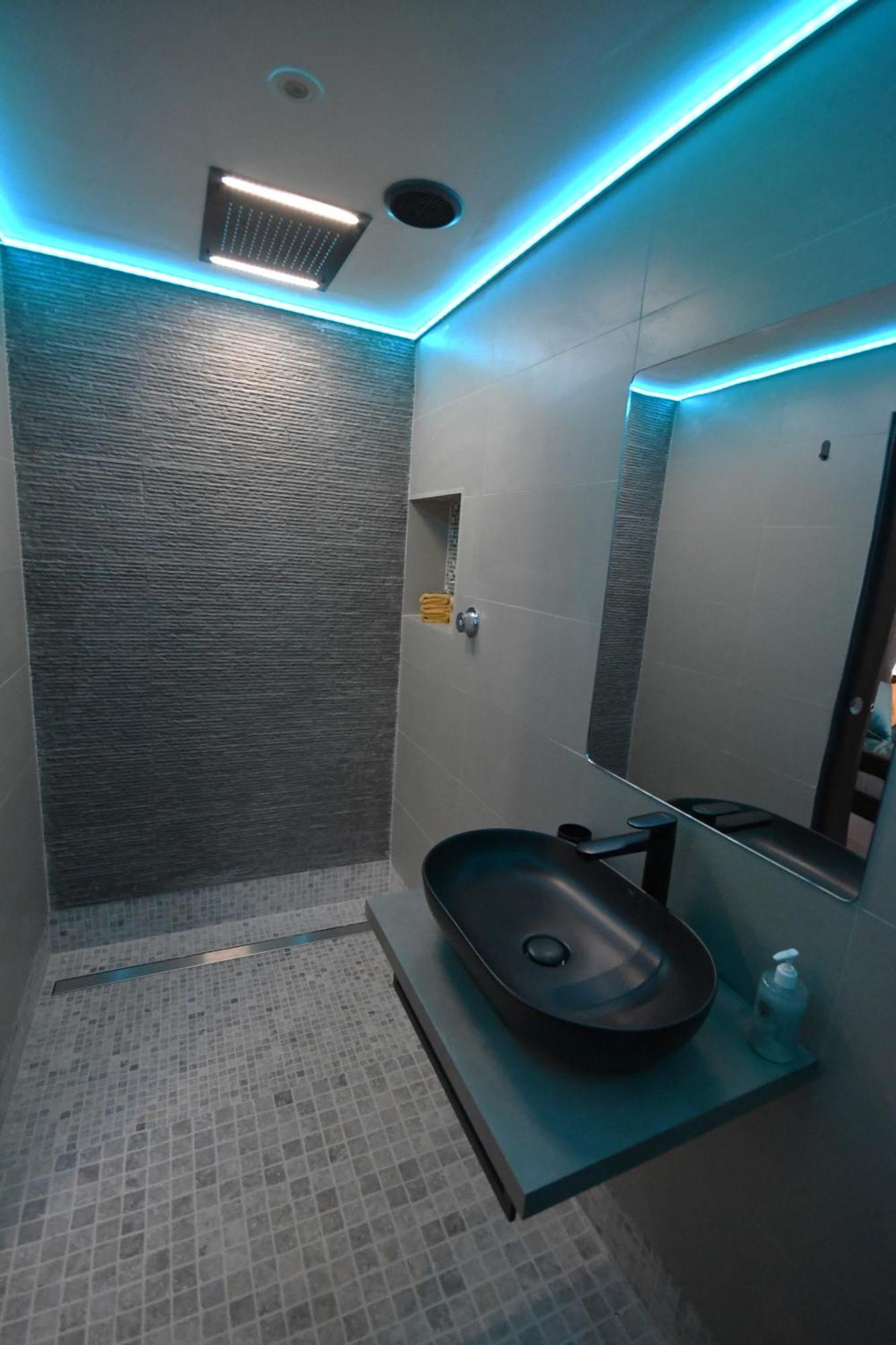 Luxury Non Smoking 2 Bedroom Retreat In Norfolk Аттлборо Экстерьер фото